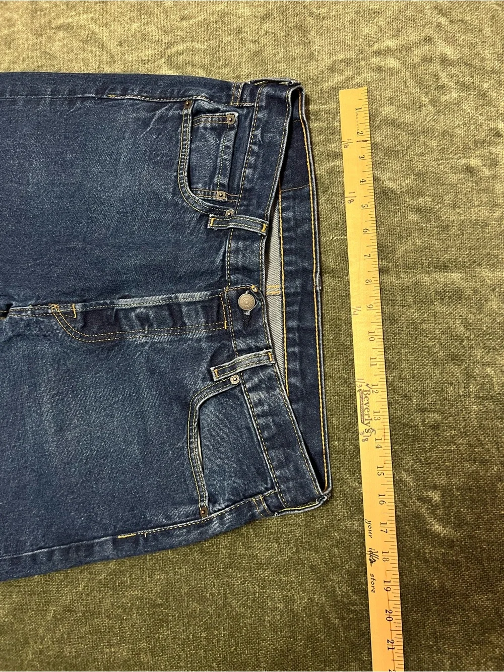 Levis silhouette style clean